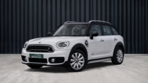 2017 MINI Countryman 1.5 7.6kwh Cooper Se SUV 5dr Petrol Plug-In Hybrid Auto All4 Euro 6 (s/s) (224 Ps) in White — image 2