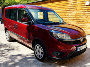 2018 Fiat Doblo Passenger Up Front Wheelchair Accessible Disabled Access Vehicle Wav in Red — image 3