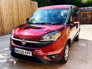 2018 Fiat Doblo Passenger Up Front Wheelchair Accessible Disabled Access Vehicle Wav in Red — image 5