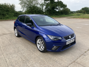 2020 SEAT Ibiza 1.0 Tsi Fr in Blue — image 2