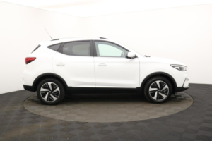 2023 MG MG Zs 72.6kwh Trophy Connect Long Range SUV 5dr Electric Auto (156 Ps) in White — image 2