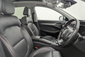 2023 MG MG Zs 72.6kwh Trophy Connect Long Range SUV 5dr Electric Auto (156 Ps) in White — image 3
