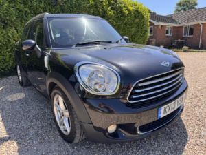 2013 MINI Countryman 1.6 One Countryman in Black — image 4