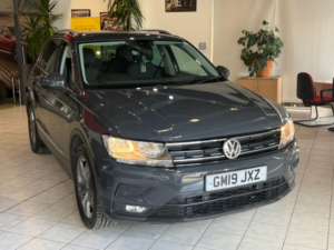 2019 Volkswagen Tiguan 2.0 Tdi Match in Grey — image 2