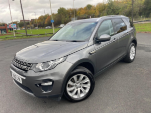 2016 Land Rover Discovery Sport 2.0 Td4 Se Tech Auto 4WD Euro 6 (s/s) 5dr in Grey — image 3
