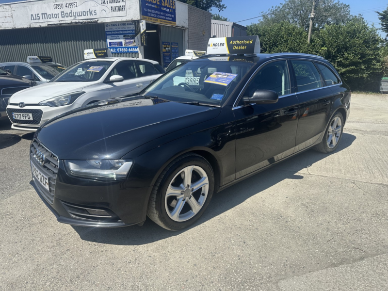 2012 Audi A4 Avant 2.0 Tdie Se Technik in Black — image 1