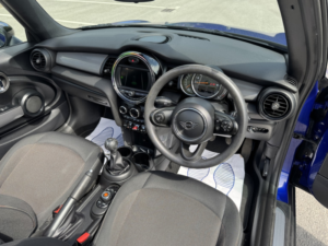 2019 MINI Convertible 1.5 Convertible Cooper Classic in Blue — image 5