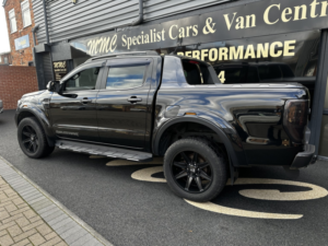 2019 Ford Ranger 2.0 Ecoblue Wildtrak in Black — image 4