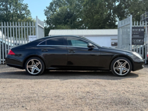 2009 Mercedes-Benz Cls 3.0 Cls350 Cdi Coupe 7g-Tronic 4dr in Black — image 4