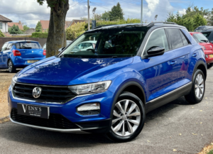 2018 Volkswagen T-Roc 1.5 Tsi Evo Design in Blue — image 3