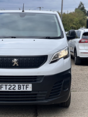 2022 Peugeot Expert 2.0 Bluehdi 1400 Professional Premium in White — image 2