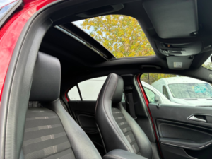 2018 Mercedes-Benz A Class 2.1 A200d Sport Edition Plus Hatchback 5dr Diesel 7g-Dct Euro 6 (s/s) (136 Ps) in Red — image 3