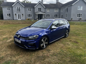 2017 Volkswagen Golf 2.0 Tsi Bluemotion Tech R Estate 310bhp 4x4,fsh in Blue — image 2