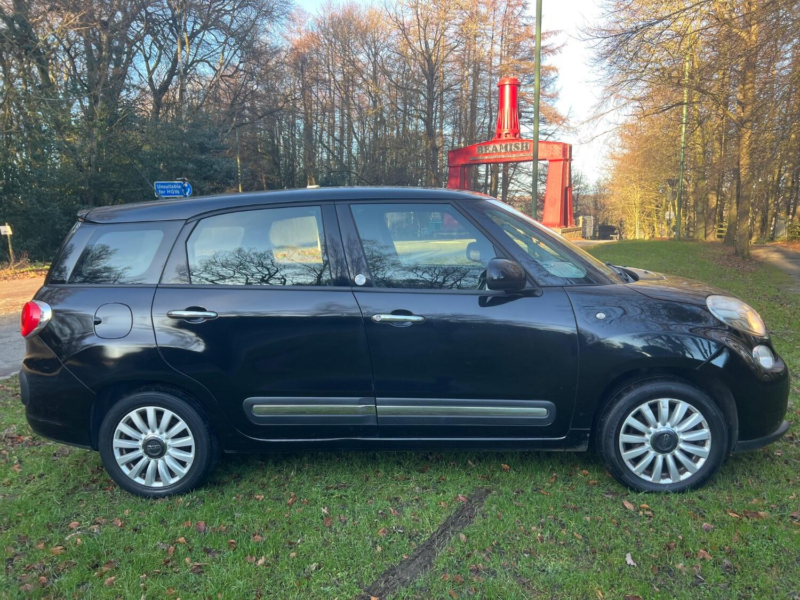 2014 Fiat 500l 1.3 500l Mpw Pop Star 1.3 Multijet 85hp 7 Seats in Black — image 1