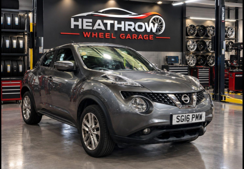 2016 Nissan Juke 1.2 Dig-T N-Connecta Euro 6 (s/s) 5dr in Grey — image 1