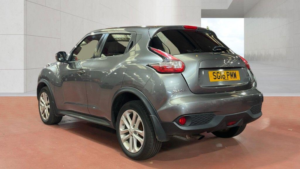 2016 Nissan Juke 1.2 Dig-T N-Connecta Euro 6 (s/s) 5dr in Grey — image 4