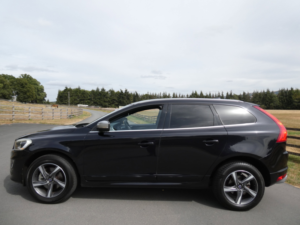2013 Volvo Xc60 2.4 D5 R-Design Nav SUV 5dr Diesel Geartronic AWD Euro 5 (215 Ps) in Black — image 6