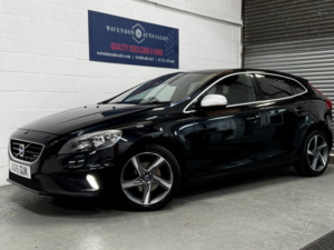 2015 Volvo V40 1.6 R-Design D2 (115hp) in Black — image 2
