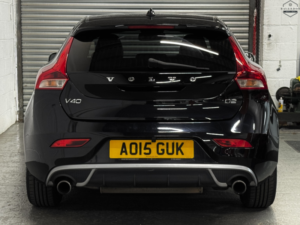 2015 Volvo V40 1.6 R-Design D2 (115hp) in Black — image 5