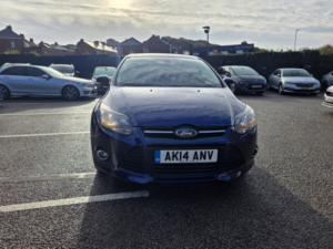 2014 Ford Focus 1.6 Tdci Zetec Navigator in Blue — image 2