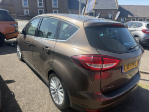 2017 Ford C-Max 1.5 Tdci Titanium MPV 5dr Diesel Manual Euro 6 (s/s) (120 Ps) in Multicolour — image 6