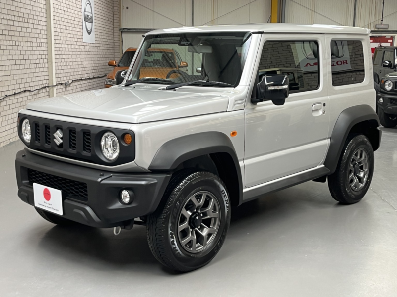 2025 Suzuki Jimny 1.5 Jc Sz5 Allgrip 4WD Automatic 4 SEAT in Silver — image 1