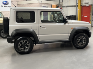 2025 Suzuki Jimny 1.5 Jc Sz5 Allgrip 4WD Automatic 4 SEAT in Silver — image 6