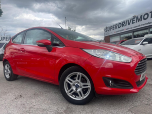 2013 Ford Fiesta 1.0t Ecoboost Zetec Euro 5 (s/s) 3dr in Red — image 3