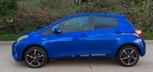 2018 Toyota Yaris 1.5 Vvt-H Design E-CVT Euro 6 (s/s) 5dr in Blue — image 6