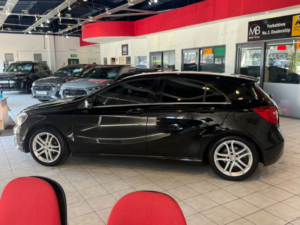 2015 Mercedes-Benz A Class 1.5 A180 Cdi Sport in Black — image 4