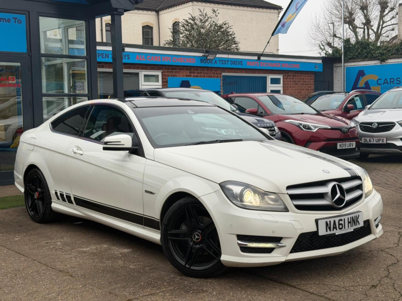 2011 Mercedes-Benz C Class 2.1 C250 Cdi Blueefficiency Amg Sport Edition 125 Euro 5 (s/s) 2dr in White — image 1