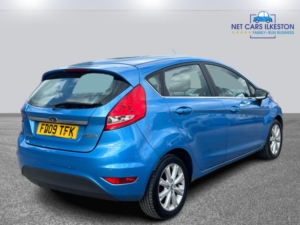 2009 Ford Fiesta 1.25 Zetec Hatchback 5dr Petrol Manual (133 G/km, 81 Bhp) in Blue — image 4