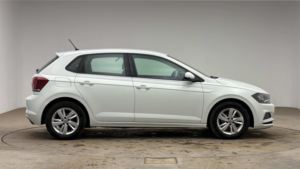 2019 Volkswagen Polo 1.6 Tdi Se in White — image 3