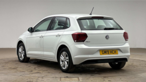 2019 Volkswagen Polo 1.6 Tdi Se in White — image 5