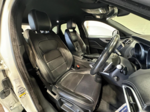 2017 Jaguar F-Pace 2.0 D240 R-Sport Auto AWD Euro 6 (s/s) 5dr in White — image 4