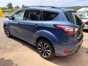 2019 Ford Kuga 1.5 Tdci St-Line SUV 5dr Diesel Manual Euro 6 (s/s) (120 Ps) in Blue — image 4