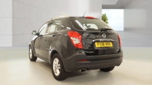 2018 Ssangyong Korando 2.2 D Se 4WD Diesel Black 5dr 1 Owner in Black — image 4