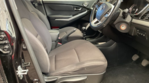 2018 Ssangyong Korando 2.2 D Se 4WD Diesel Black 5dr 1 Owner in Black — image 5