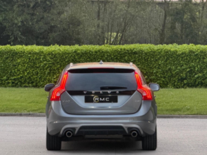 2015 Volvo V60 2.0 D4 R-Design Nav Auto Euro 6 (s/s) 5dr in Grey — image 6