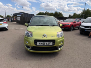 2011 Citroen C3 Picasso 1.6 Hdi Exclusive Euro 5 5dr in Green — image 2