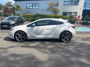 2017 Vauxhall Astra Gtc 1.6 Cdti Ecoflex Limited Edition Coupe 3dr Diesel Manual Euro 6 (s/s) (136 Ps) in White — image 5
