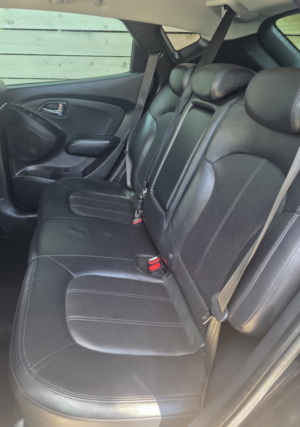 2013 Hyundai Ix35 2.0 Crdi Premium in Black — image 6