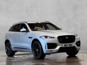 2016 Jaguar F-Pace 2.0 D180 R-Sport Auto AWD Euro 6 (s/s) 5dr in Silver — image 5
