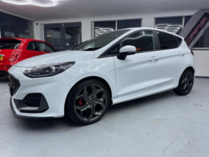 2022 Ford Fiesta 1.5t Ecoboost St-3 Euro 6 (s/s) 5dr in White — image 2