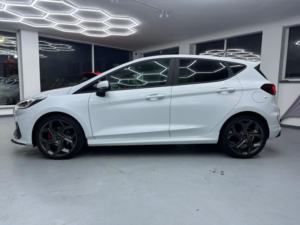 2022 Ford Fiesta 1.5t Ecoboost St-3 Euro 6 (s/s) 5dr in White — image 3