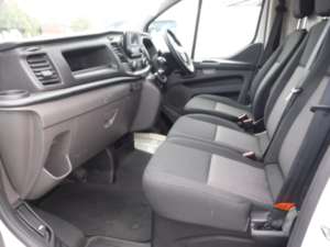2023 Ford Transit Custom 2.0 Transit Custom Leader Van 300 L2 2.0l Ecoblue 130ps Fwd 6 Speed Manual in White — image 4