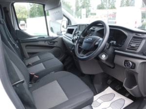 2023 Ford Transit Custom 2.0 Transit Custom Leader Van 300 L2 2.0l Ecoblue 130ps Fwd 6 Speed Manual in White — image 6
