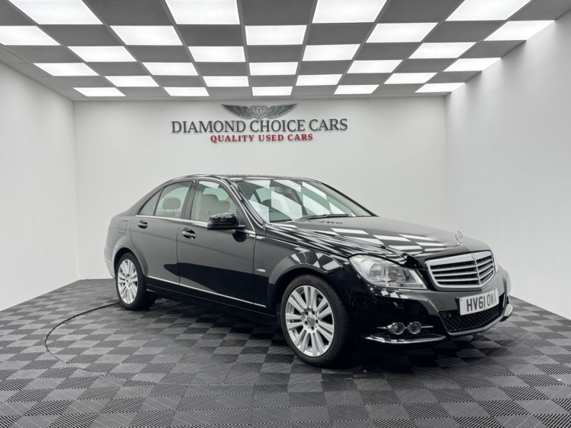 2011 Mercedes-Benz C Class 1.8 C180 Blueefficiency Elegance Edition 125 in Black — image 1