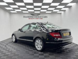 2011 Mercedes-Benz C Class 1.8 C180 Blueefficiency Elegance Edition 125 in Black — image 5