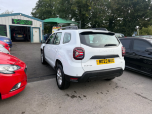 2023 Dacia Duster 1.5 Blue Dci Expression SUV 5dr Diesel Manual 4WD Euro 6 (s/s) (115 Ps) in White — image 5